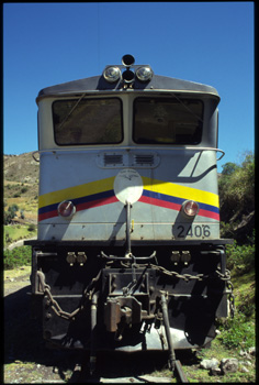 train-01.jpg