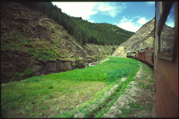 train-07.jpg