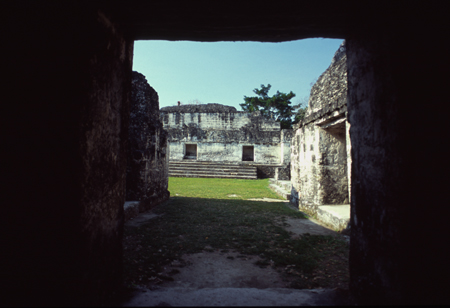 tikal-41.jpg