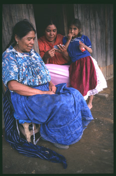 angahuan-02.jpg