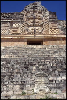 uxmal-03.jpg