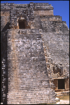 uxmal-08.jpg