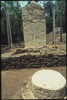 yaxchilan-11.jpg
